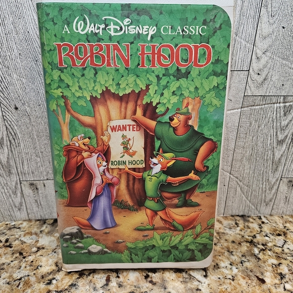 Robin Hood A Walt Disney Classic VHS Clamshell Case - Picture 1 of 6